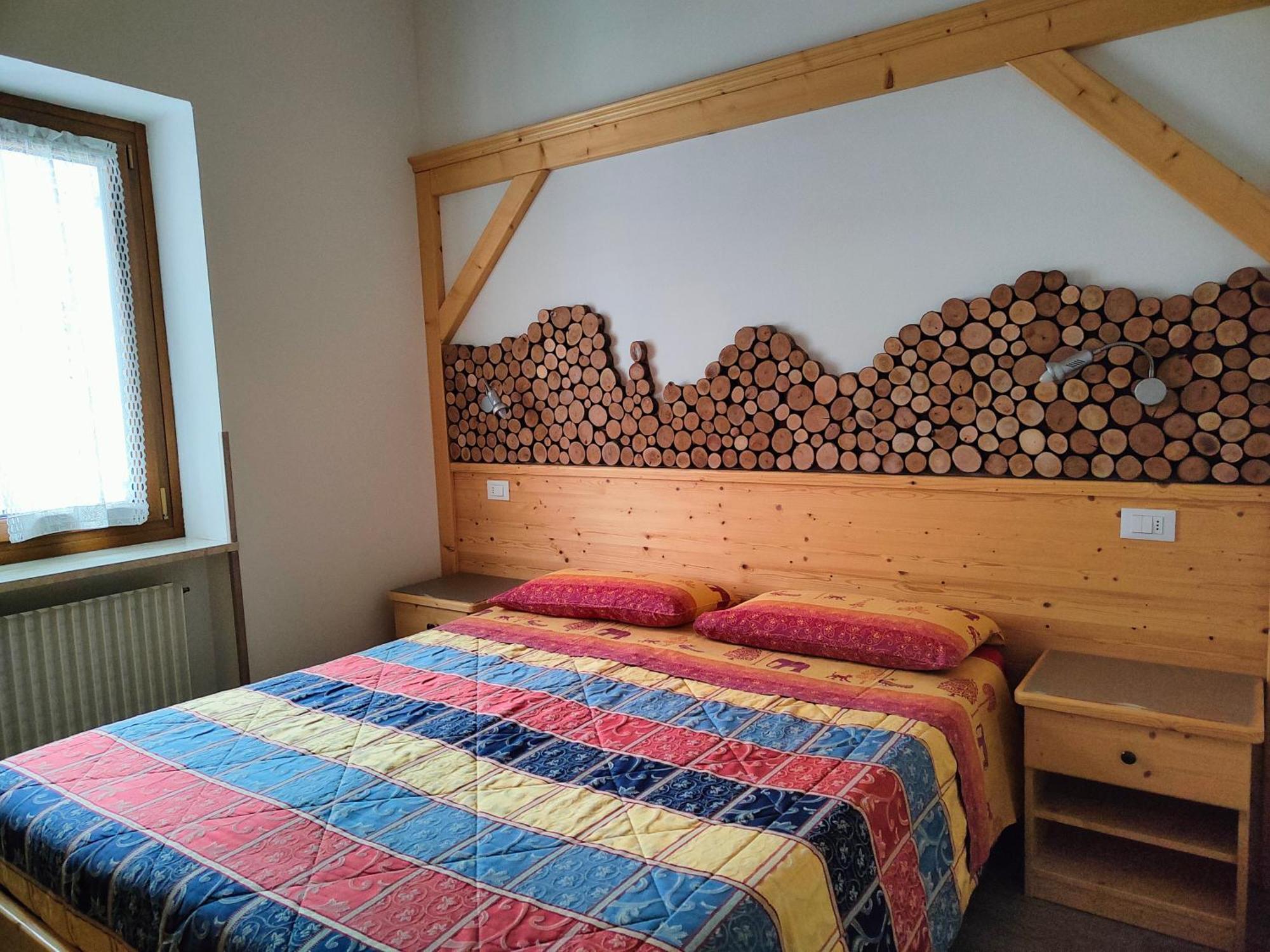 Appartamenti La Val 안달로 외부 사진