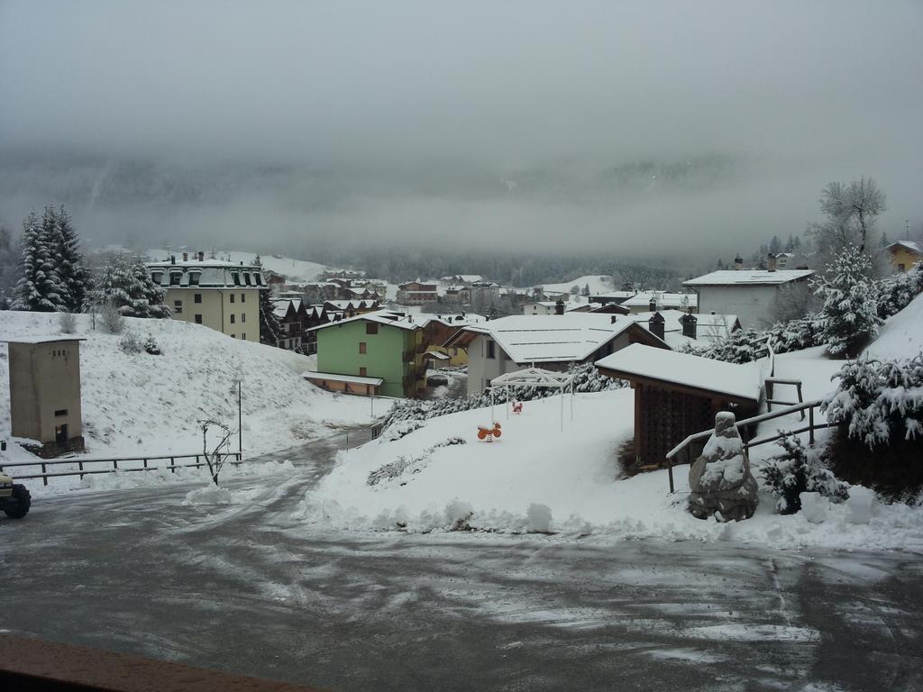 Appartamenti La Val 안달로 외부 사진